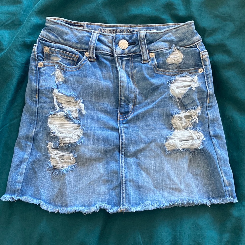 american eagle denim skirt super stretchy runs big sz 0 EUC